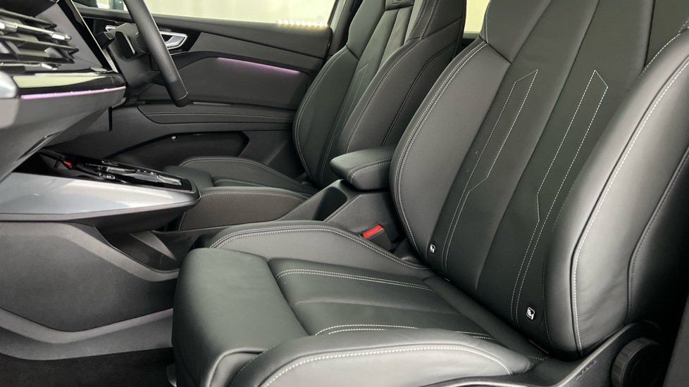 Used Audi Q4 e-tron 2025 for sale - 76874862: Photo 17
