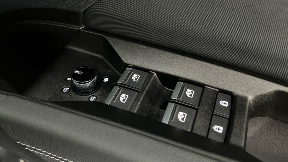 Used Audi Q4 e-tron 2025 for sale - 76874862: Photo 27