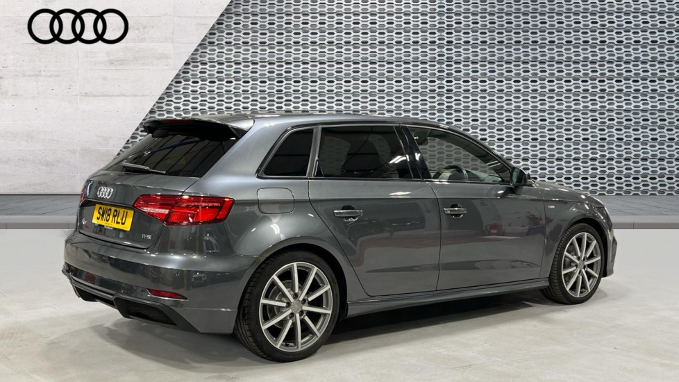 Used Audi A3 2018 for sale - 76044178: Photo 8