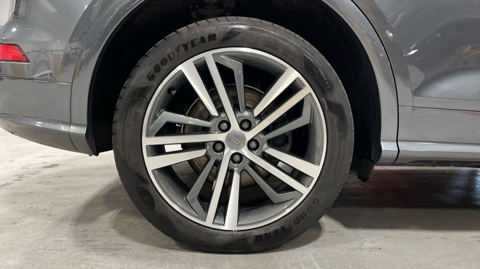 Used Audi Q5 2018 for sale - 76563890: Photo 21