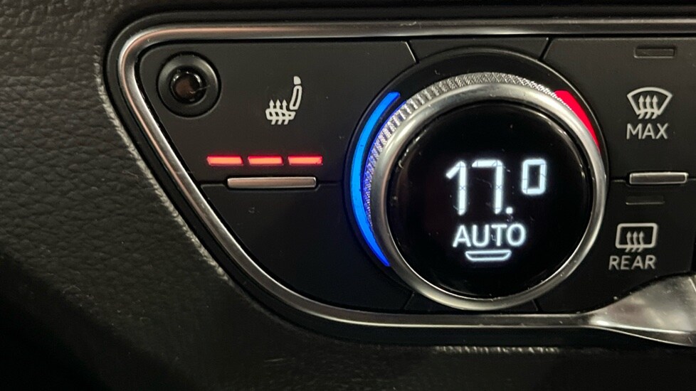 Used Audi Q5 2018 for sale - 76563890: Photo 37