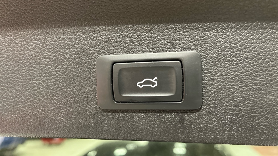Used Audi Q2 2020 for sale - 76062288: Photo 38