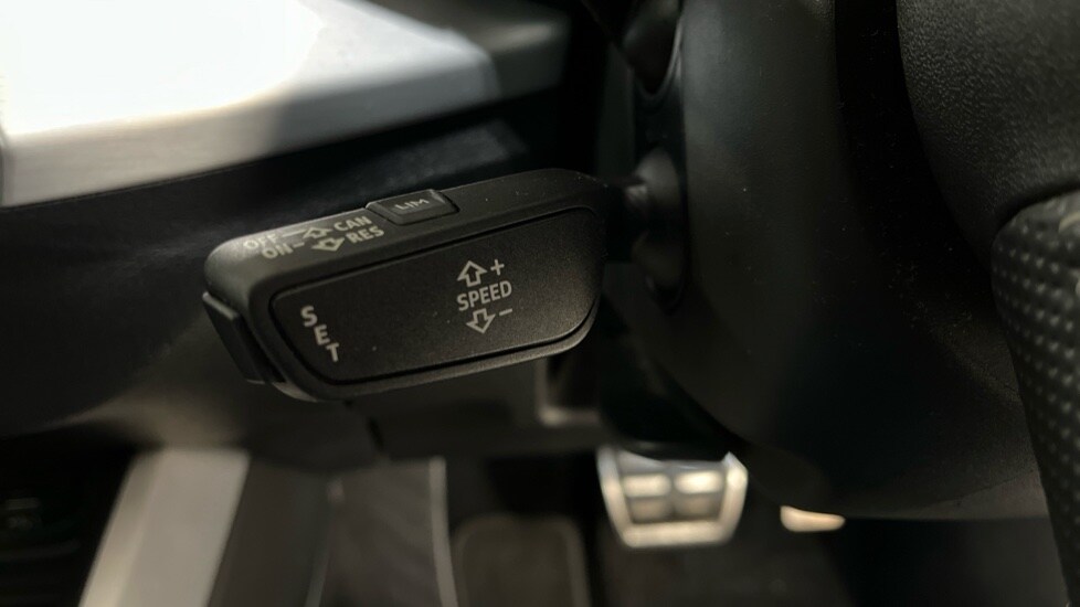 Used Audi Q2 2020 for sale - 76062288: Photo 44