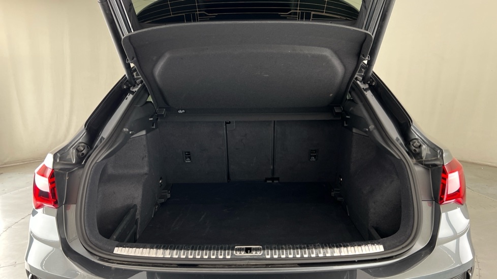 Used Audi Q3 2025 for sale - 76874642: Photo 18