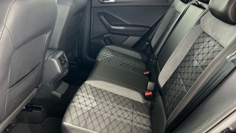 Used Volkswagen T-Roc 2023 for sale - 76025286: Photo 14