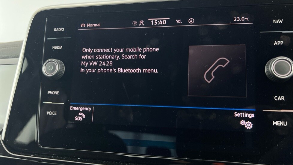 Used Volkswagen T-Roc 2023 for sale - 76025286: Photo 32