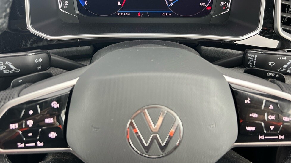 Used Volkswagen T-Roc 2023 for sale - 76025286: Photo 37