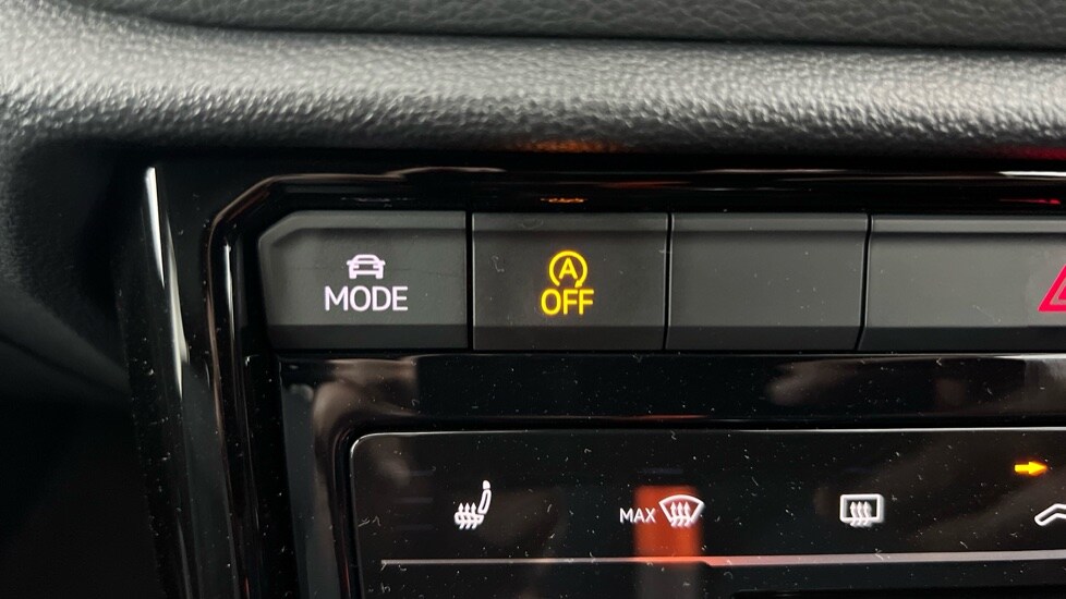 Used Volkswagen T-Roc 2023 for sale - 76025286: Photo 43