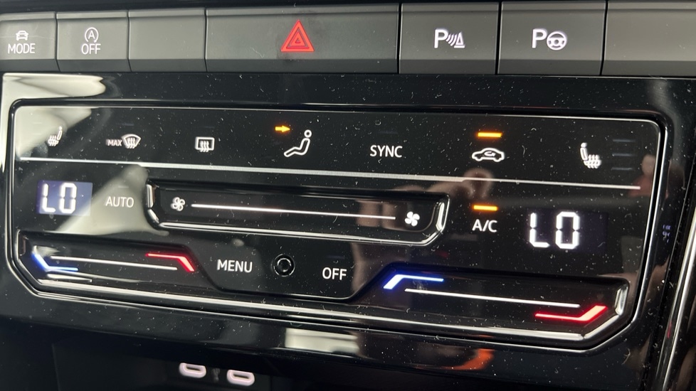 Used Volkswagen T-Roc 2023 for sale - 76025286: Photo 45