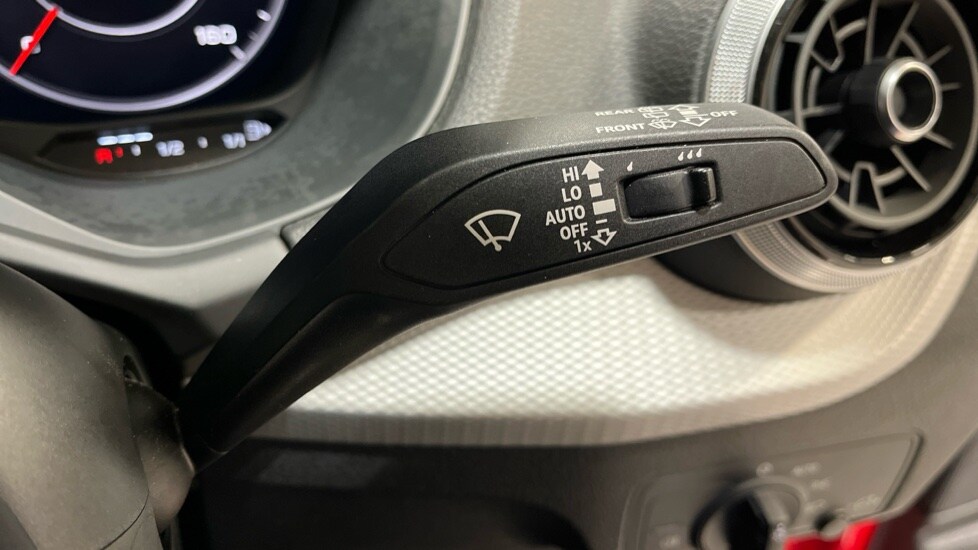 Used Audi Q2 2024 for sale - 76079221: Photo 30