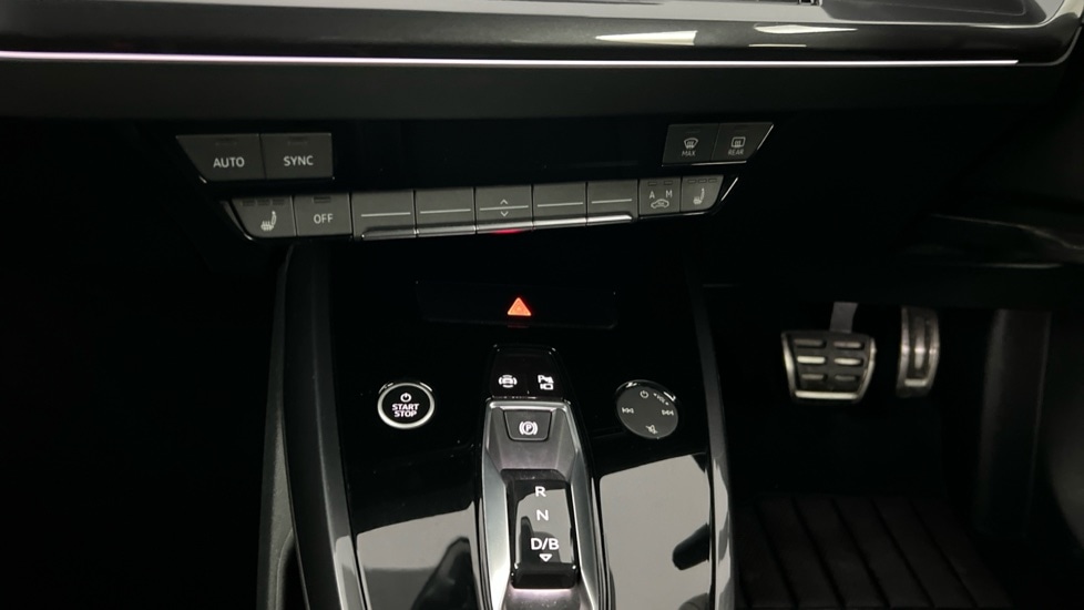 Used Audi Q4 e-tron 2022 for sale - 76873331: Photo 16