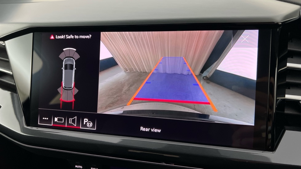 Used Audi Q4 e-tron 2022 for sale - 76873331: Photo 33