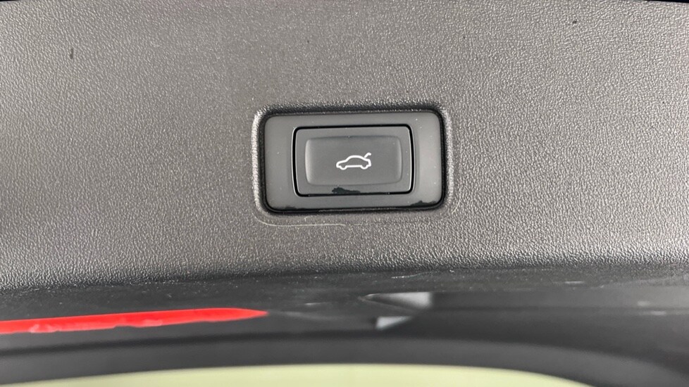 Used Audi Q4 e-tron 2022 for sale - 76873331: Photo 38