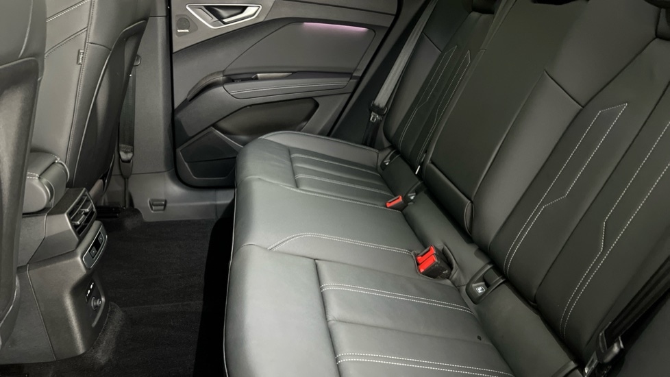 Used Audi Q4 e-tron 2025 for sale - 76874824: Photo 15