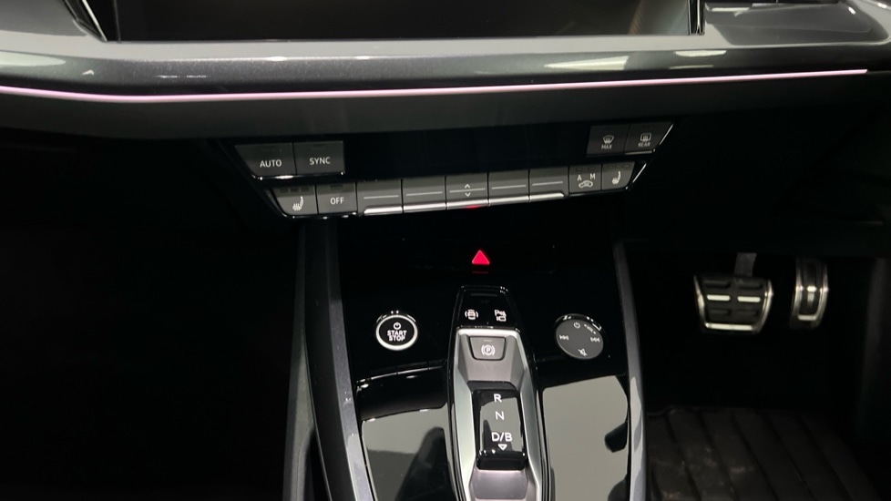 Used Audi Q4 e-tron 2025 for sale - 76874824: Photo 16