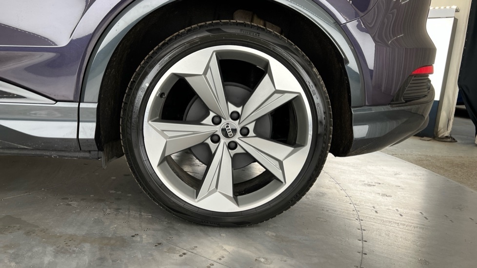 Used Audi Q4 e-tron 2025 for sale - 76874824: Photo 22