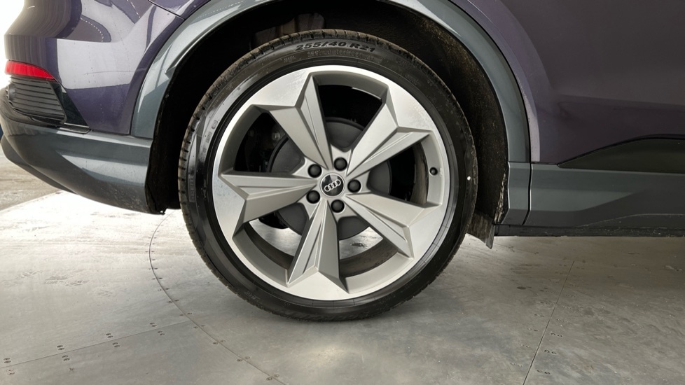 Used Audi Q4 e-tron 2025 for sale - 76874824: Photo 23