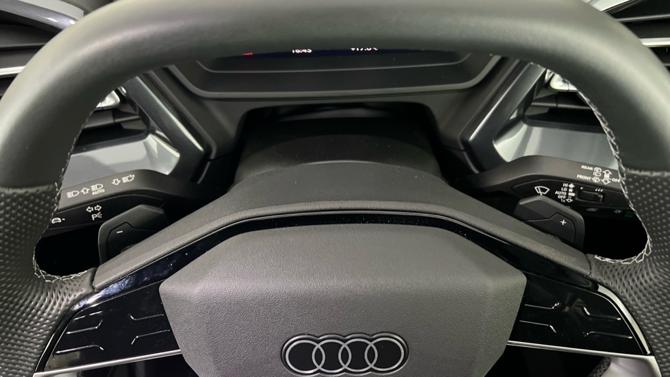 Used Audi Q4 e-tron 2025 for sale - 76874824: Photo 32