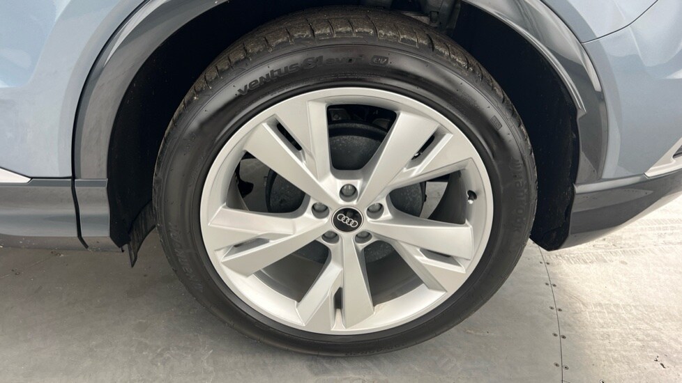 Used Audi Q4 e-tron 2025 for sale - 76873247: Photo 22