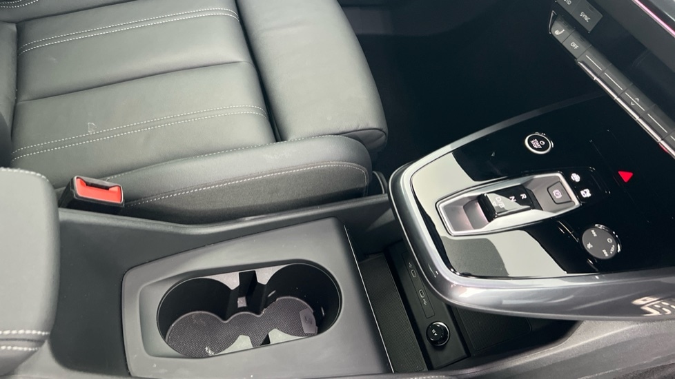 Used Audi Q4 e-tron 2025 for sale - 76873247: Photo 30