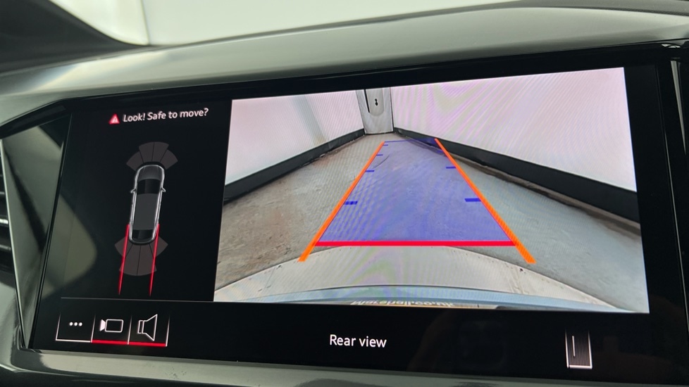 Used Audi Q4 e-tron 2025 for sale - 76873247: Photo 36