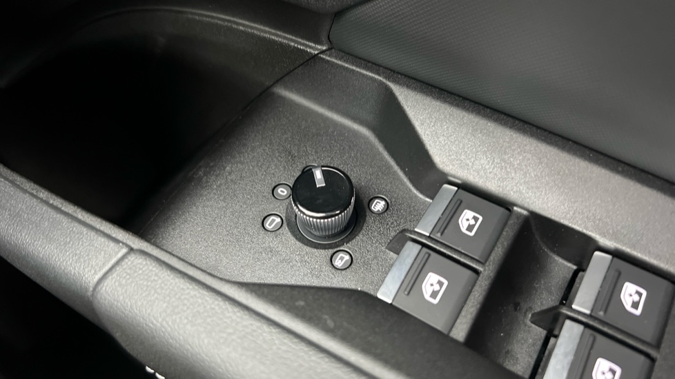 Used Audi Q4 e-tron 2025 for sale - 76873247: Photo 40