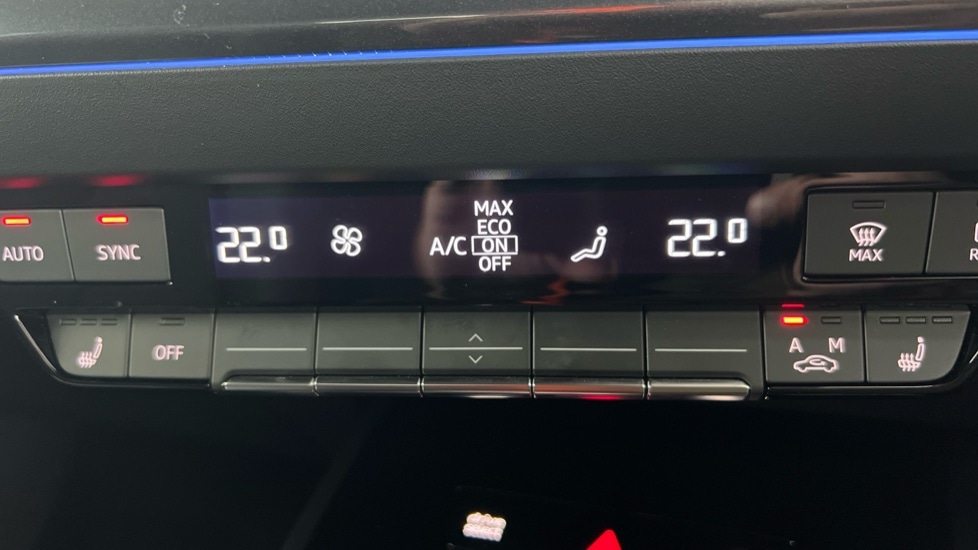 Used Audi Q4 e-tron 2025 for sale - 76873247: Photo 51