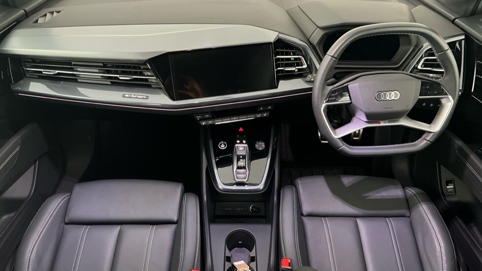 Used Audi Q4 e-tron 2024 for sale - 76172425: Photo 12