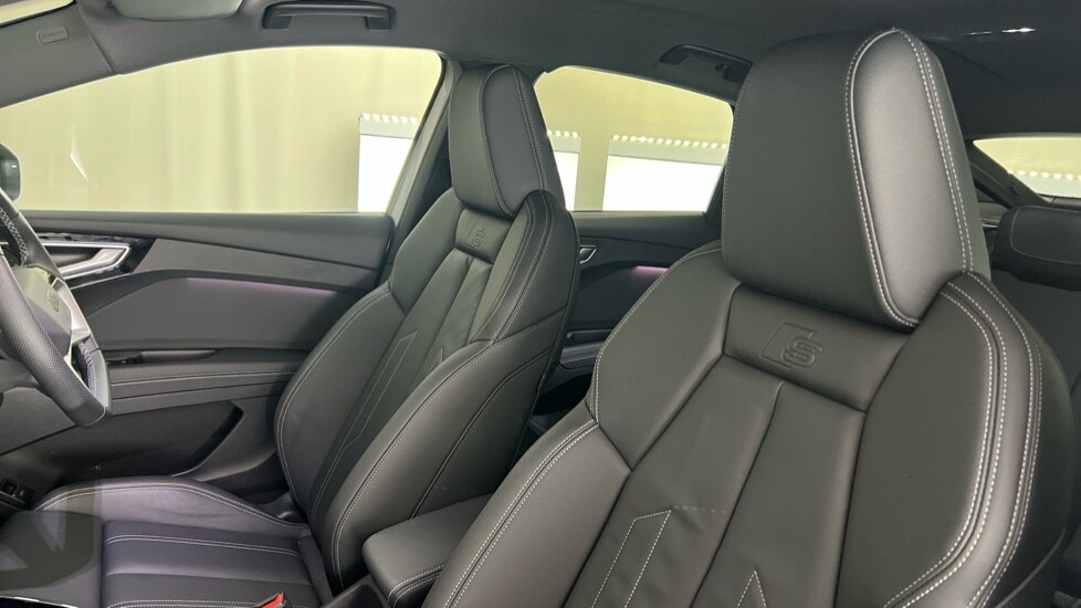 Used Audi Q4 e-tron 2024 for sale - 76172425: Photo 17