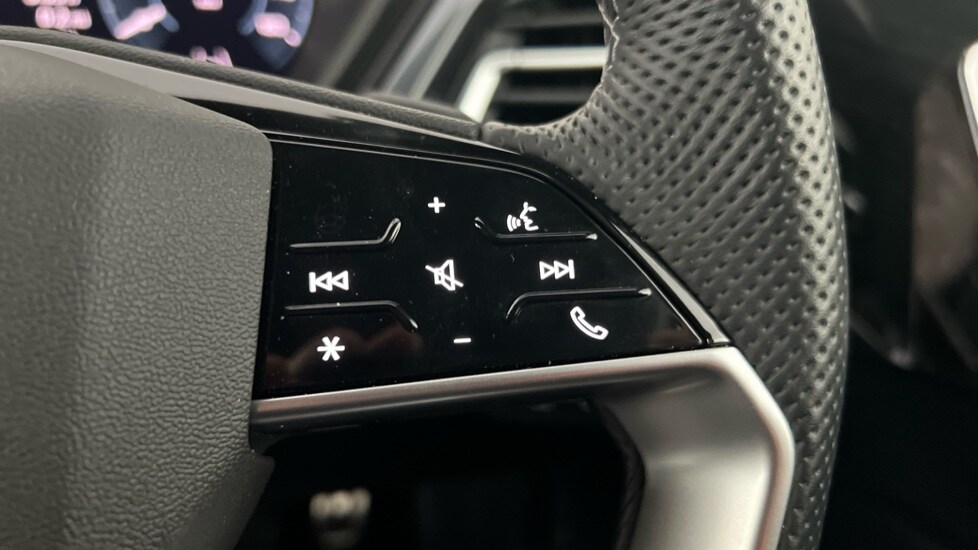 Used Audi Q4 e-tron 2024 for sale - 76172425: Photo 27