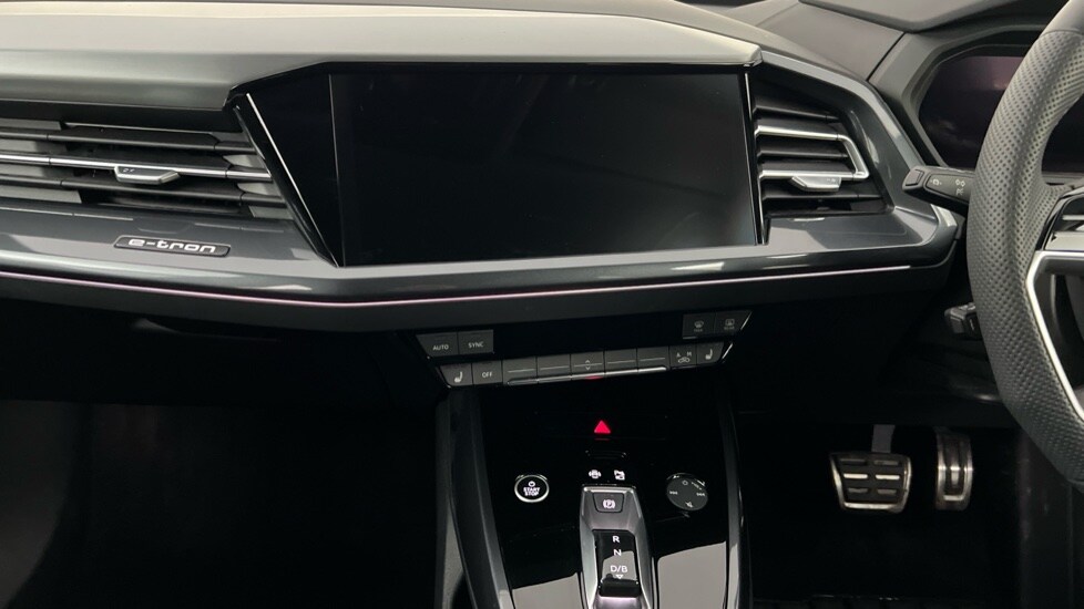Used Audi Q4 e-tron 2025 for sale - 76609520: Photo 13