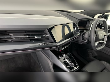 Used Audi Q4 e-tron 2025 for sale - 76609520: Photo