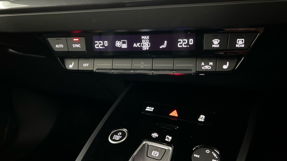 Used Audi Q4 e-tron 2025 for sale - 76609520: Photo 35