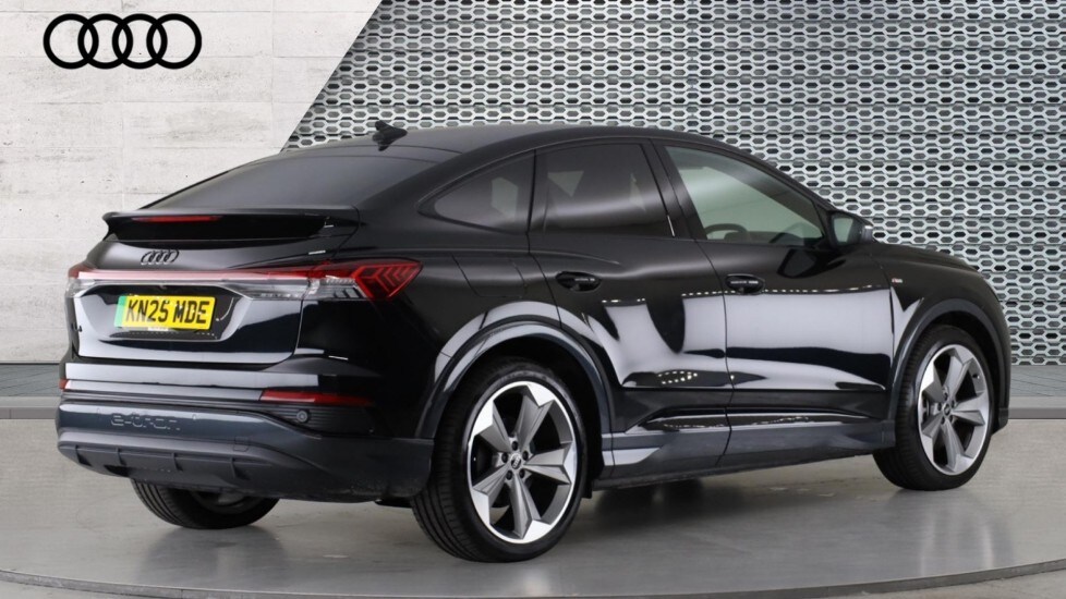 Used Audi Q4 e-tron 2025 for sale - 76609520: Photo 8