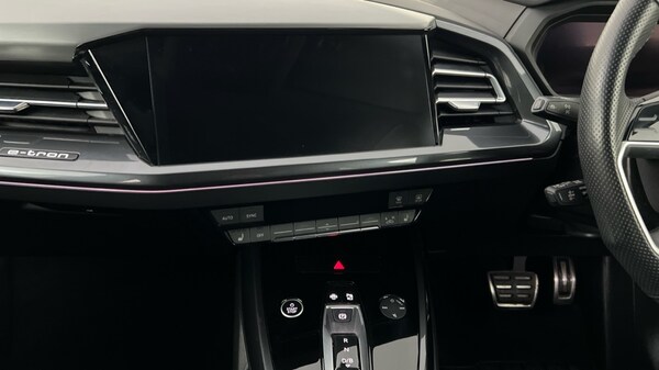 Used Audi Q4 e-tron 2022 for sale - 76217087: Photo 13