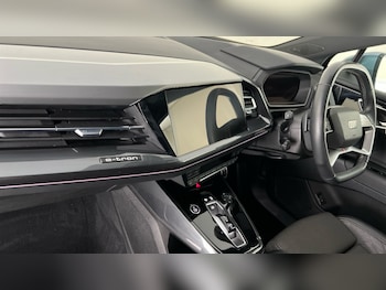Used Audi Q4 e-tron 2022 for sale - 76217087: Photo