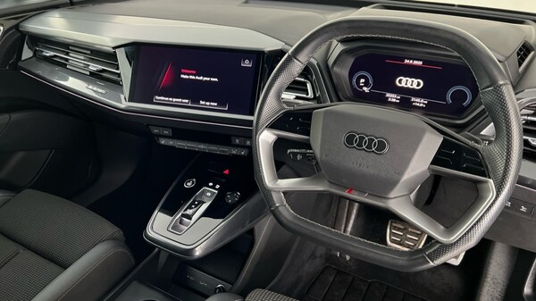 Used Audi Q4 e-tron 2022 for sale - 76217087: Photo 6