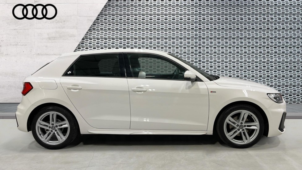 Used Audi A1 2019 for sale - 76942914: Photo 4