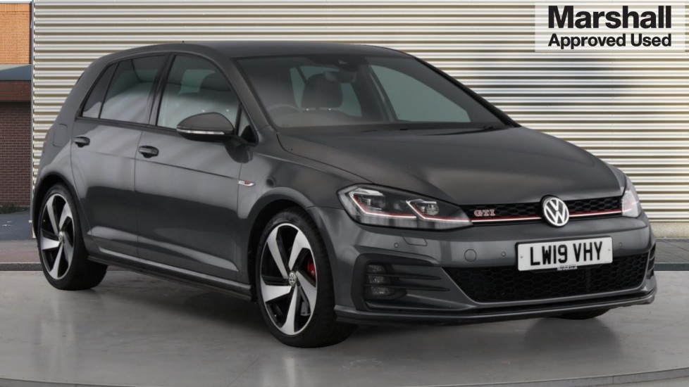 Used Volkswagen Golf 2019 for sale - 76458841: Photo 1