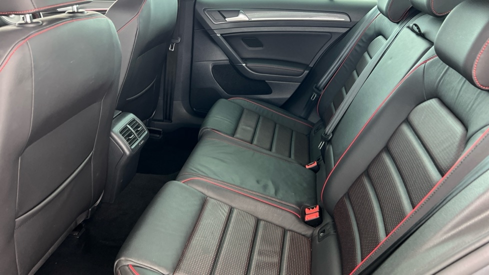 Used Volkswagen Golf 2019 for sale - 76458841: Photo 14