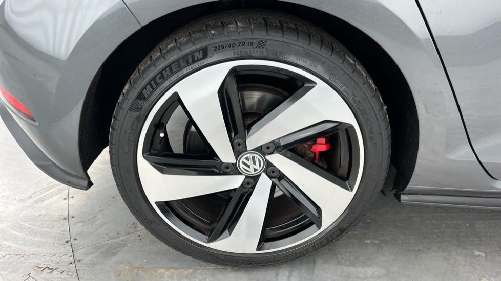 Used Volkswagen Golf 2019 for sale - 76458841: Photo 19