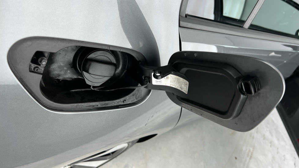 Used Volkswagen Golf 2019 for sale - 76458841: Photo 21