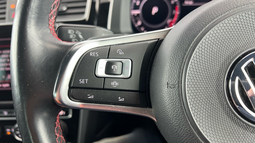 Used Volkswagen Golf 2019 for sale - 76458841: Photo 23