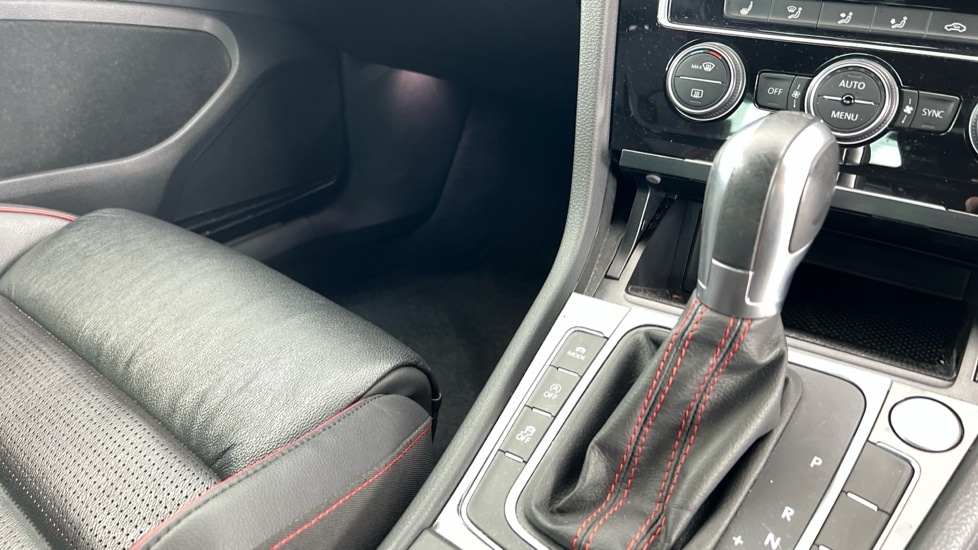 Used Volkswagen Golf 2019 for sale - 76458841: Photo 27