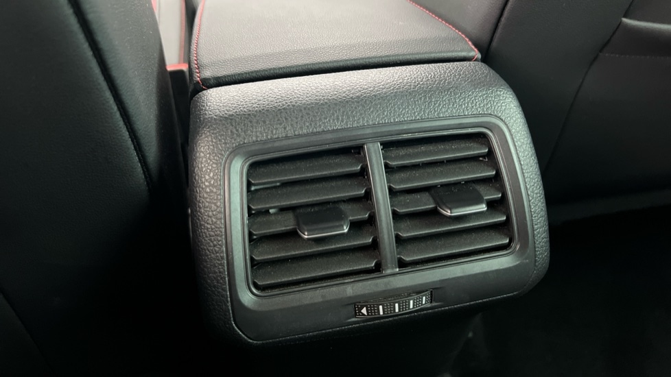 Used Volkswagen Golf 2019 for sale - 76458841: Photo 30