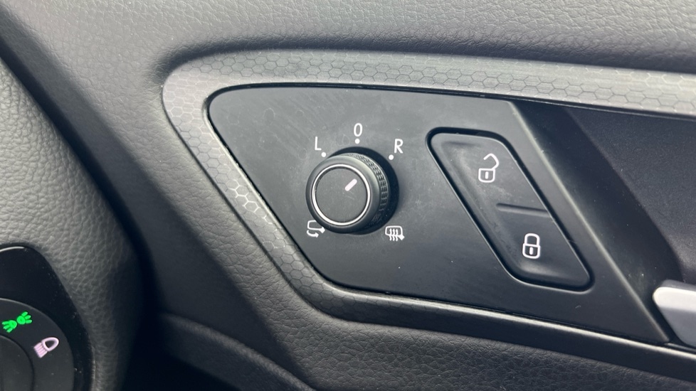 Used Volkswagen Golf 2019 for sale - 76458841: Photo 34