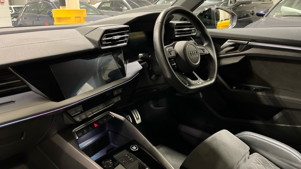 Used Audi A3 2021 for sale - 76921934: Photo 2