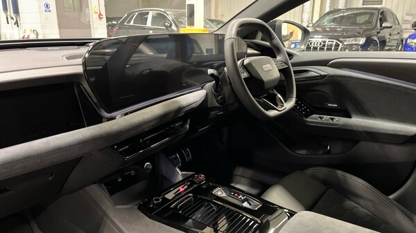 Used Audi A6 2025 for sale - 75471415: Photo 2
