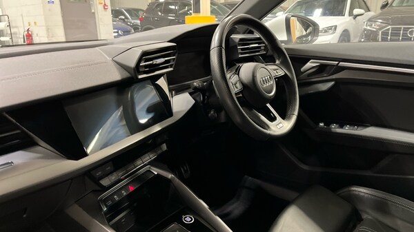 Used Audi A3 2022 for sale - 76112109: Photo 2
