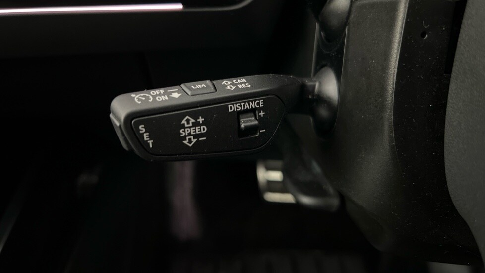 Used Audi Q4 e-tron 2024 for sale - 76302290: Photo 33